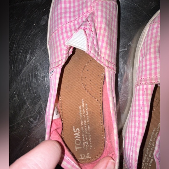 Toms little girls size 1.5 pink plaid with floral heel - Picture 8 of 9